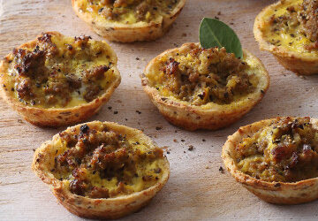 MINI SASKO SOY & LINSEED BABOTIE BREAD CUPS